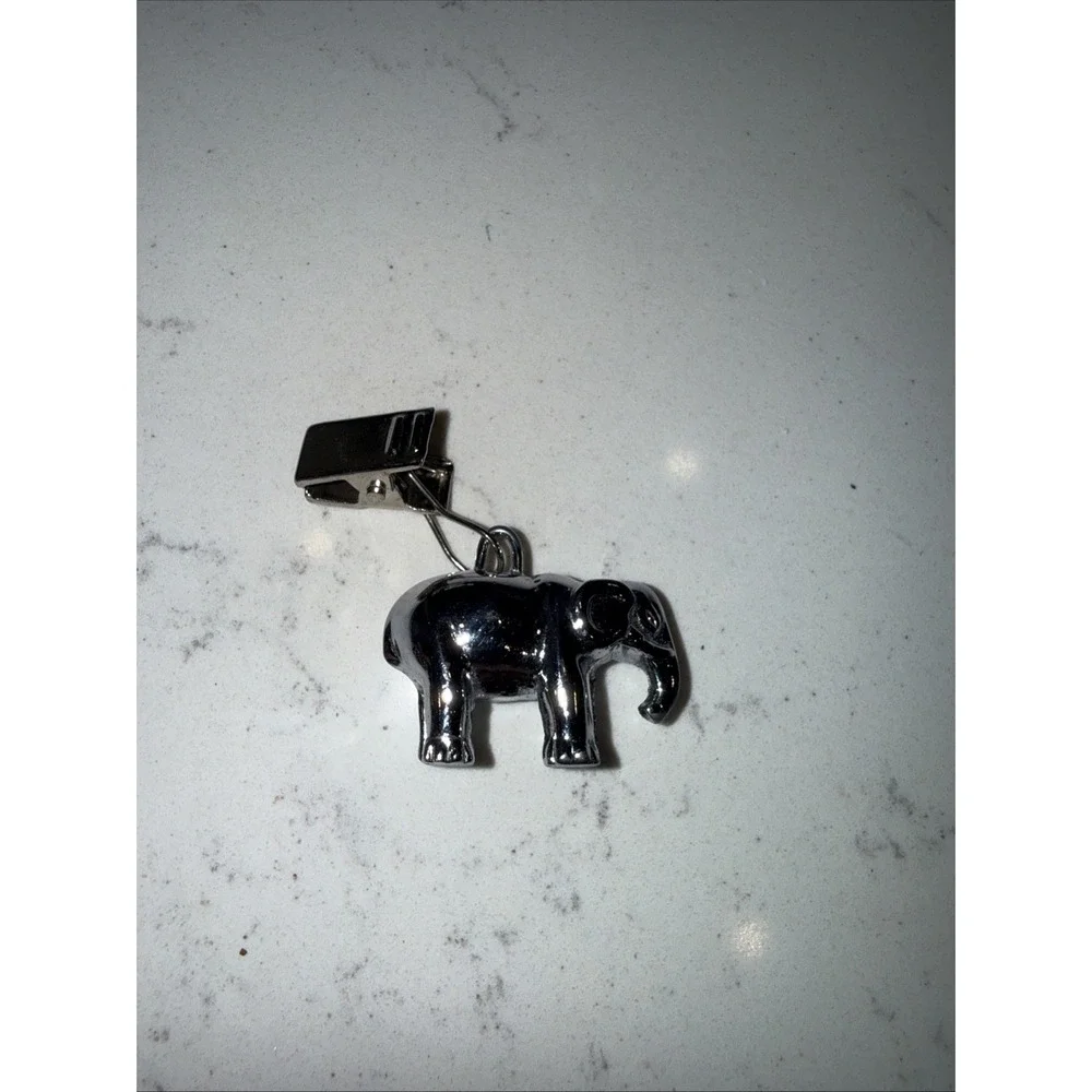 Tablecloth Weights Set of 4 Heavy Metal Elephant‎ Clips for Outdoor Indoor Patio